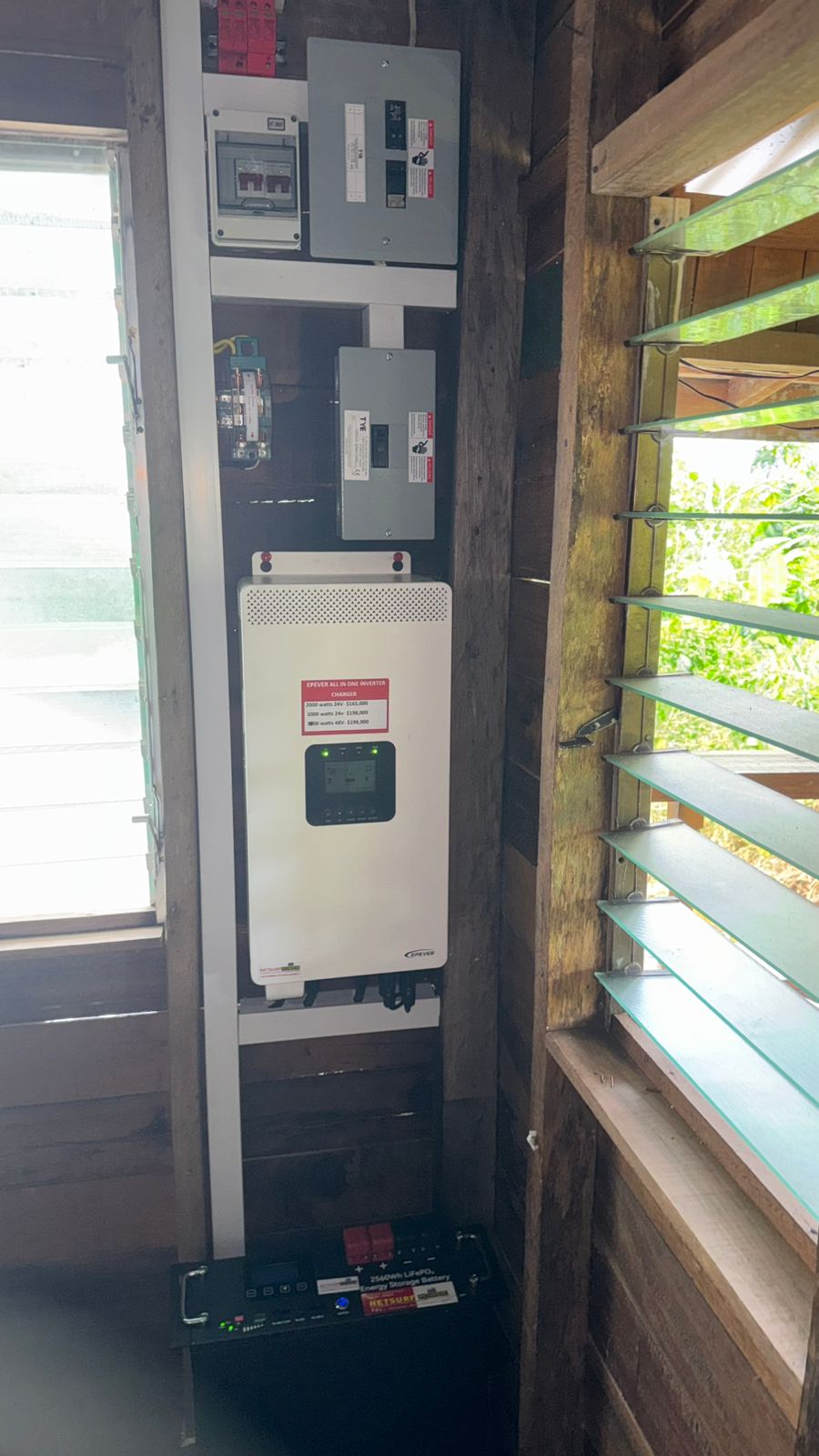 EPEVER 3000 Watts/3KW 24V 110V Hybrid Inverter/Charger - Image 5