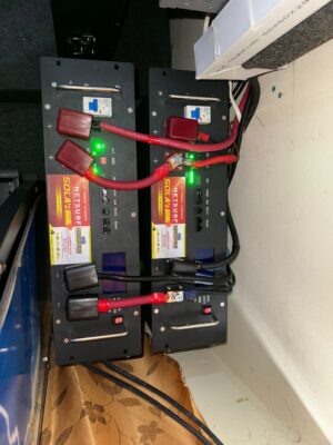200AH 25.6V Lithium Battery - Image 2